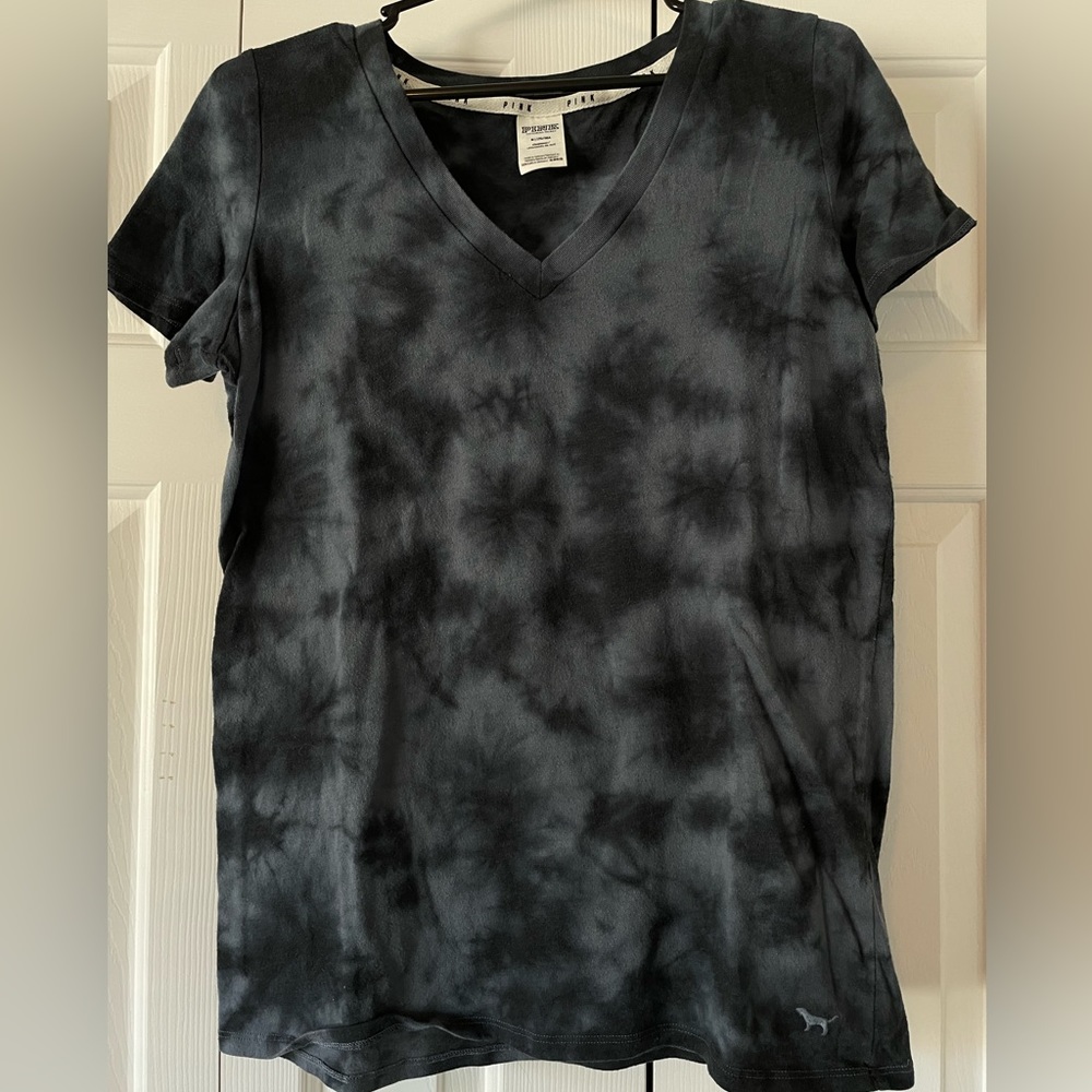 PINK v neck T-Shirt